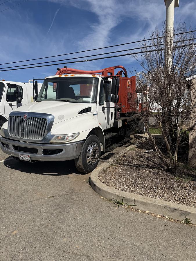 Used 2013 DITCH WITCH FXT-50