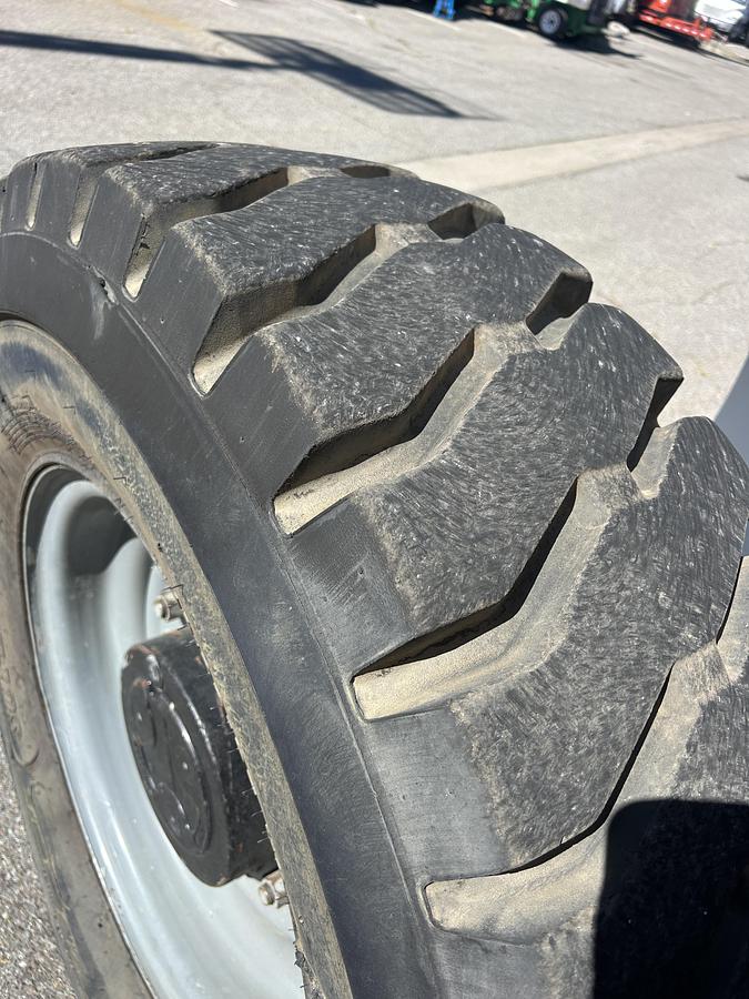 Used JLG GRADALL G6-42A