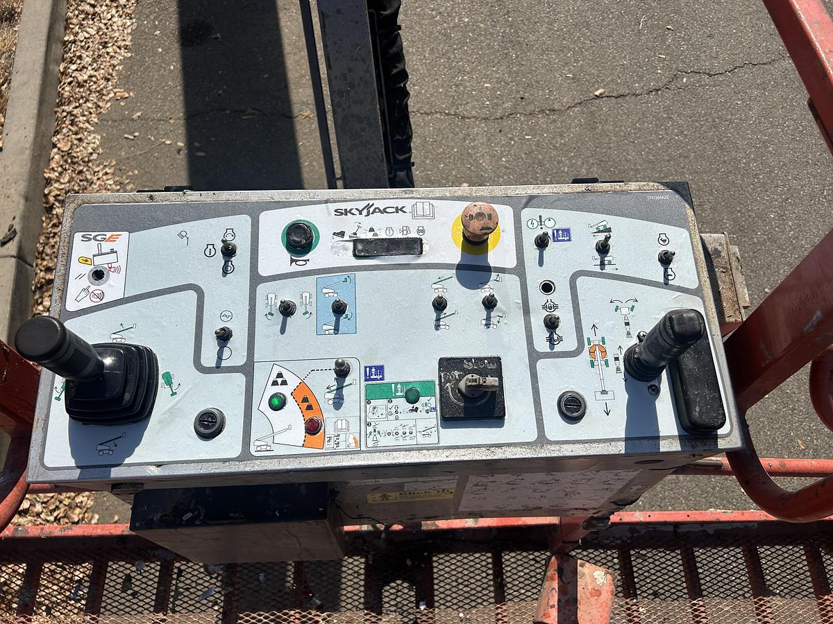 Used 2015 SKYJACK SJ86T