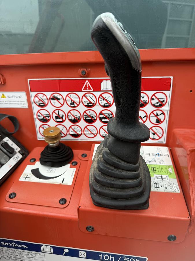 Used 2018 Skyjack SJ519 TH