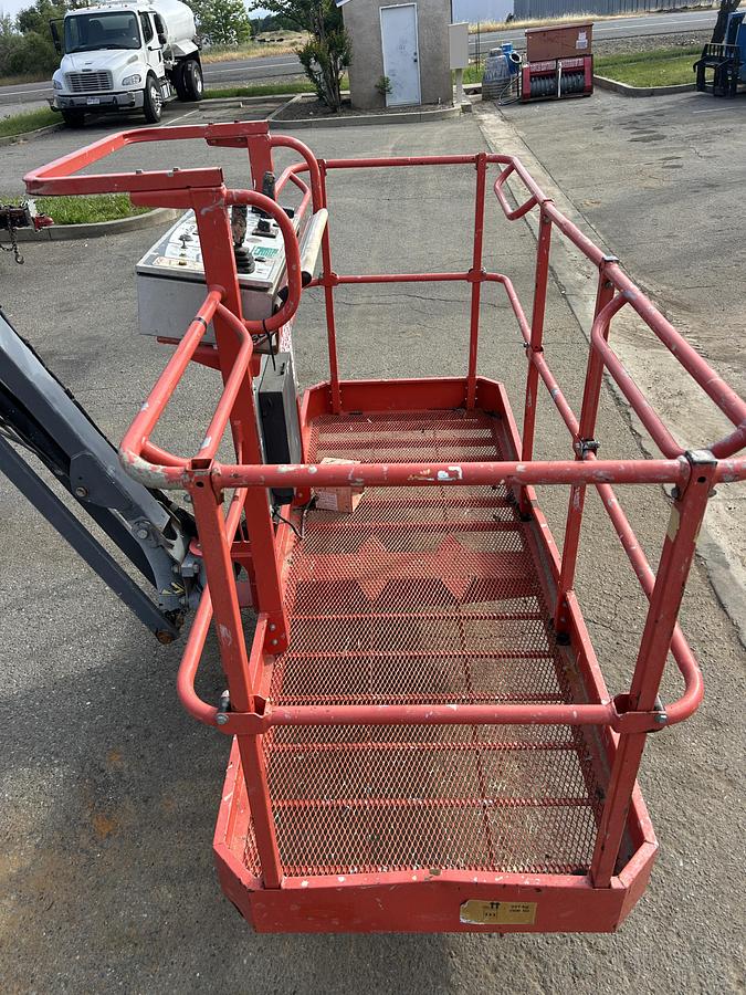 Used 2014 SKYJACK SJ66T