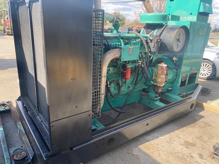 Used 2004 500 KW CUMMINS