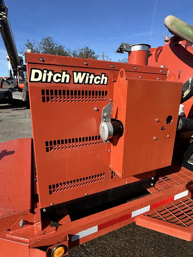 Used 2017 DITCH WITCH FX30