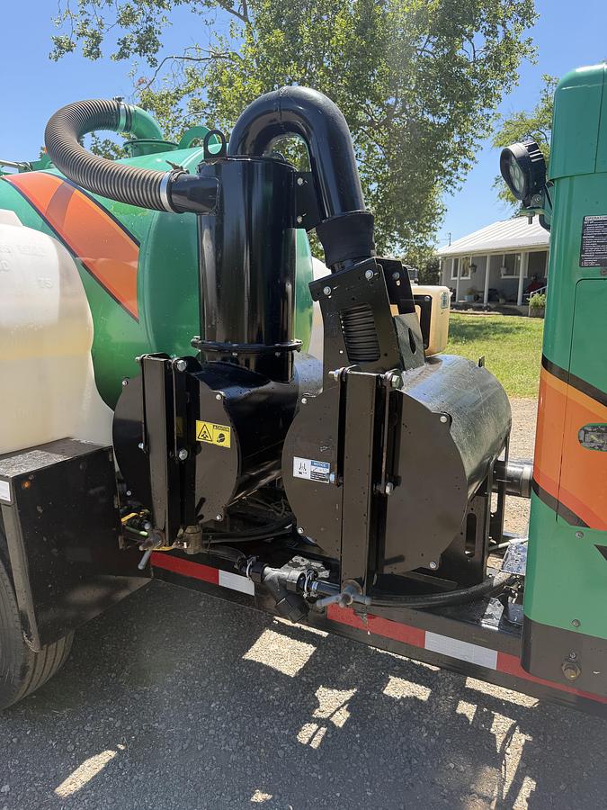 Used 2019 DITCH WITCH HX30