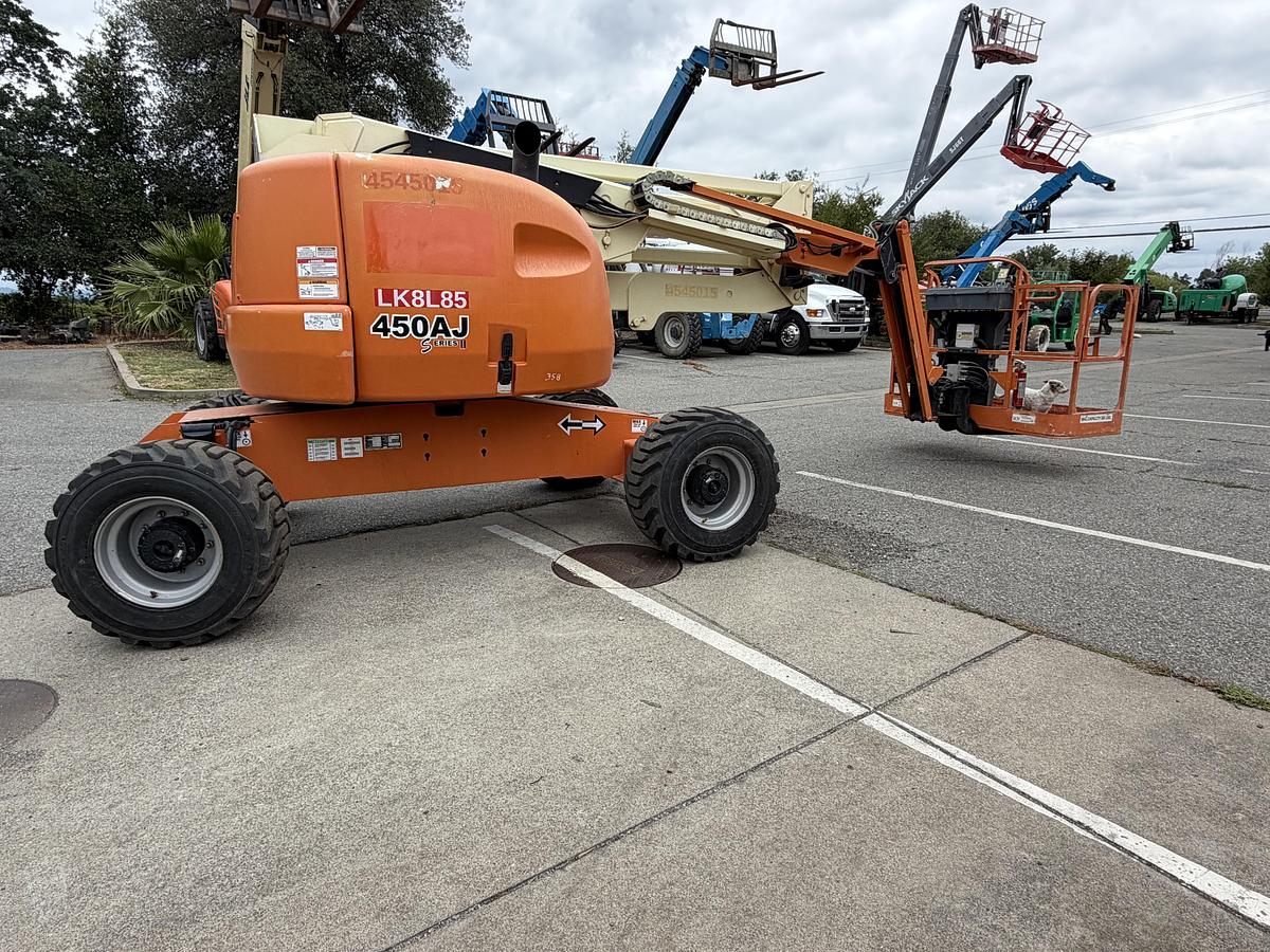 Used 2015 JLG 450AJ SERIES 2