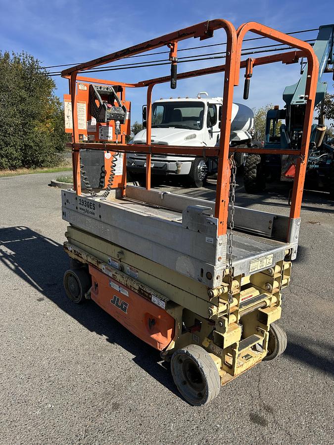 Used 2015 JLG 1930ES