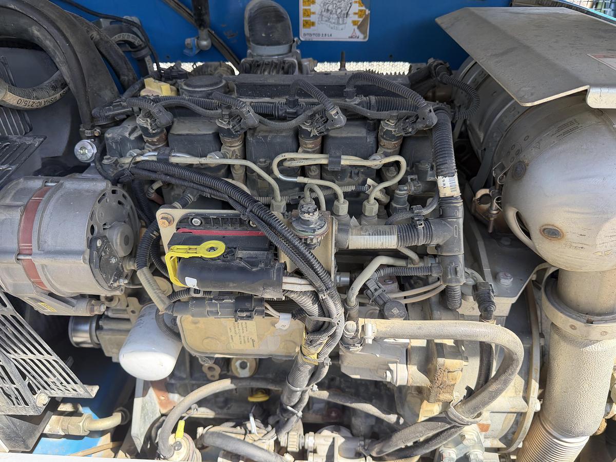 Used 2014 Genie GTH-5519