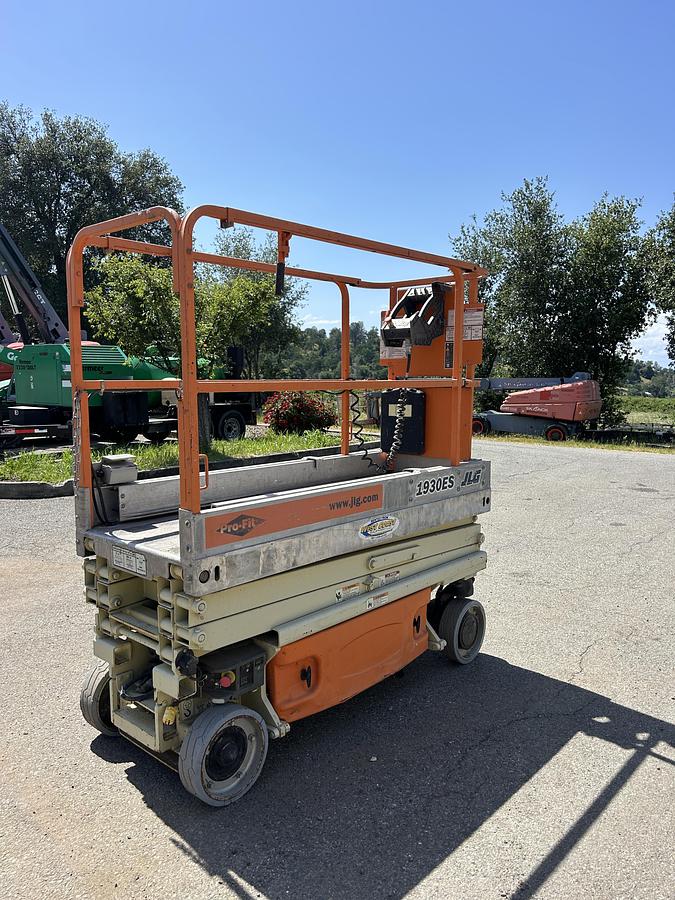 Used 2008 JLG 1930ES