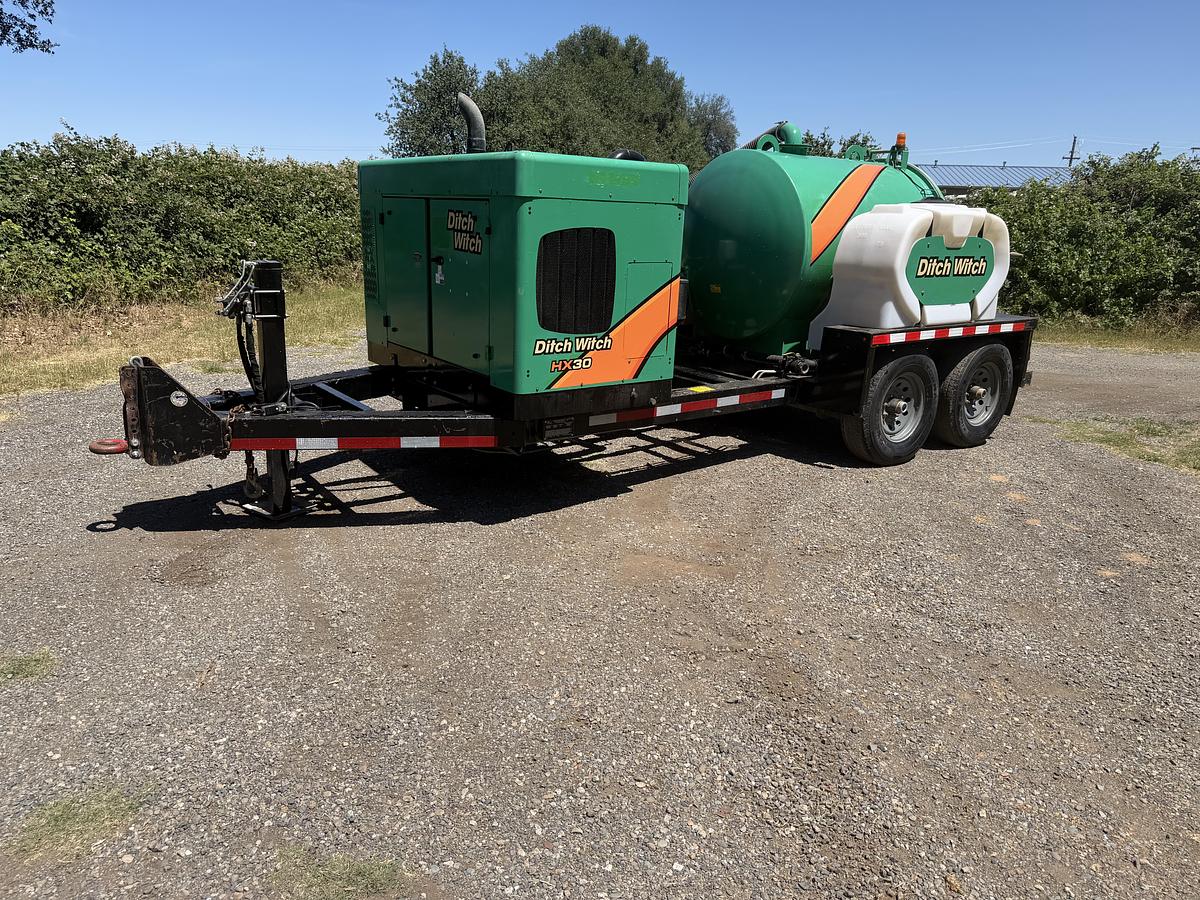 Used 2019 DITCH WITCH HX30