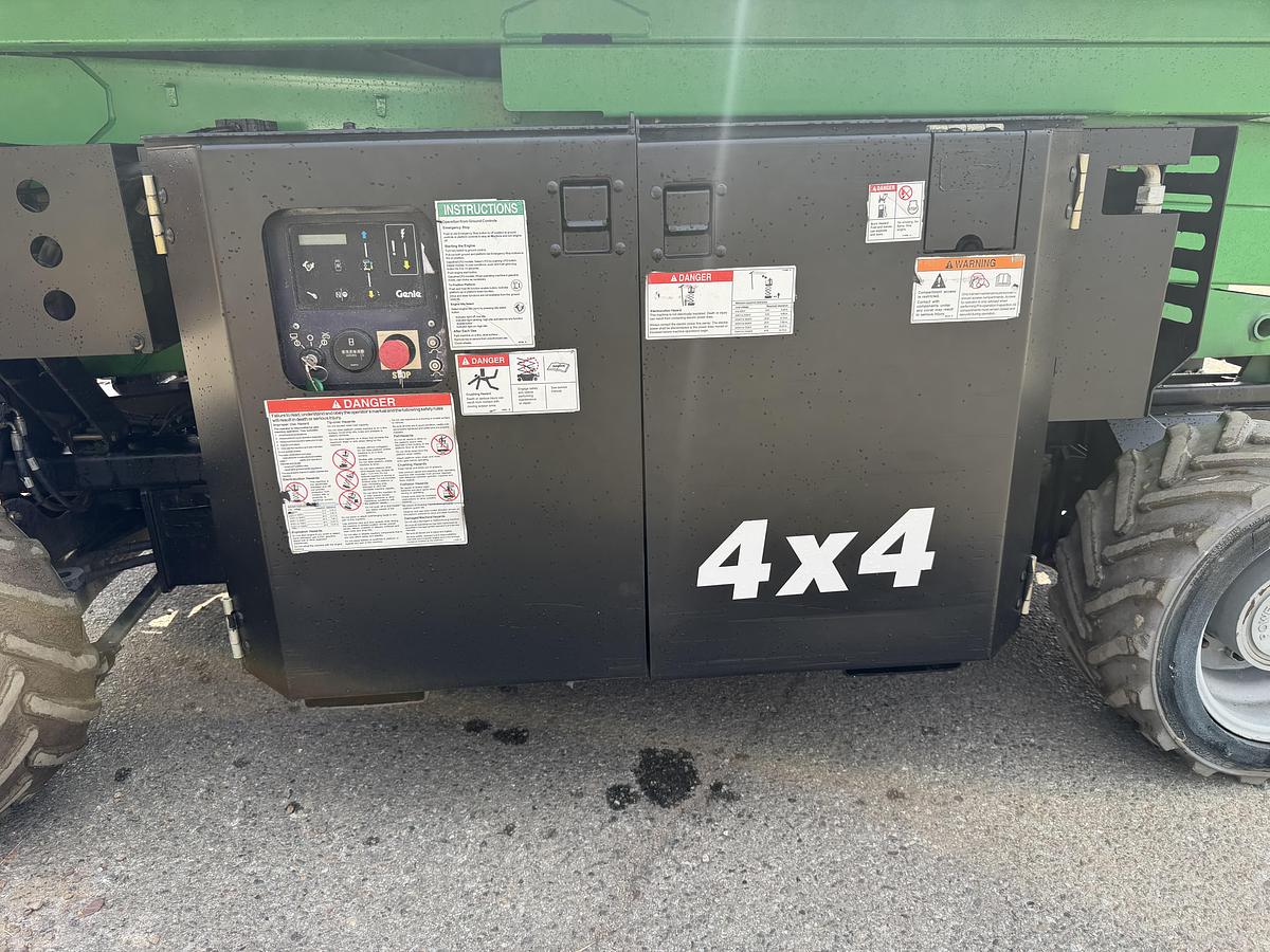 Used 2015 Genie GS-2669RT