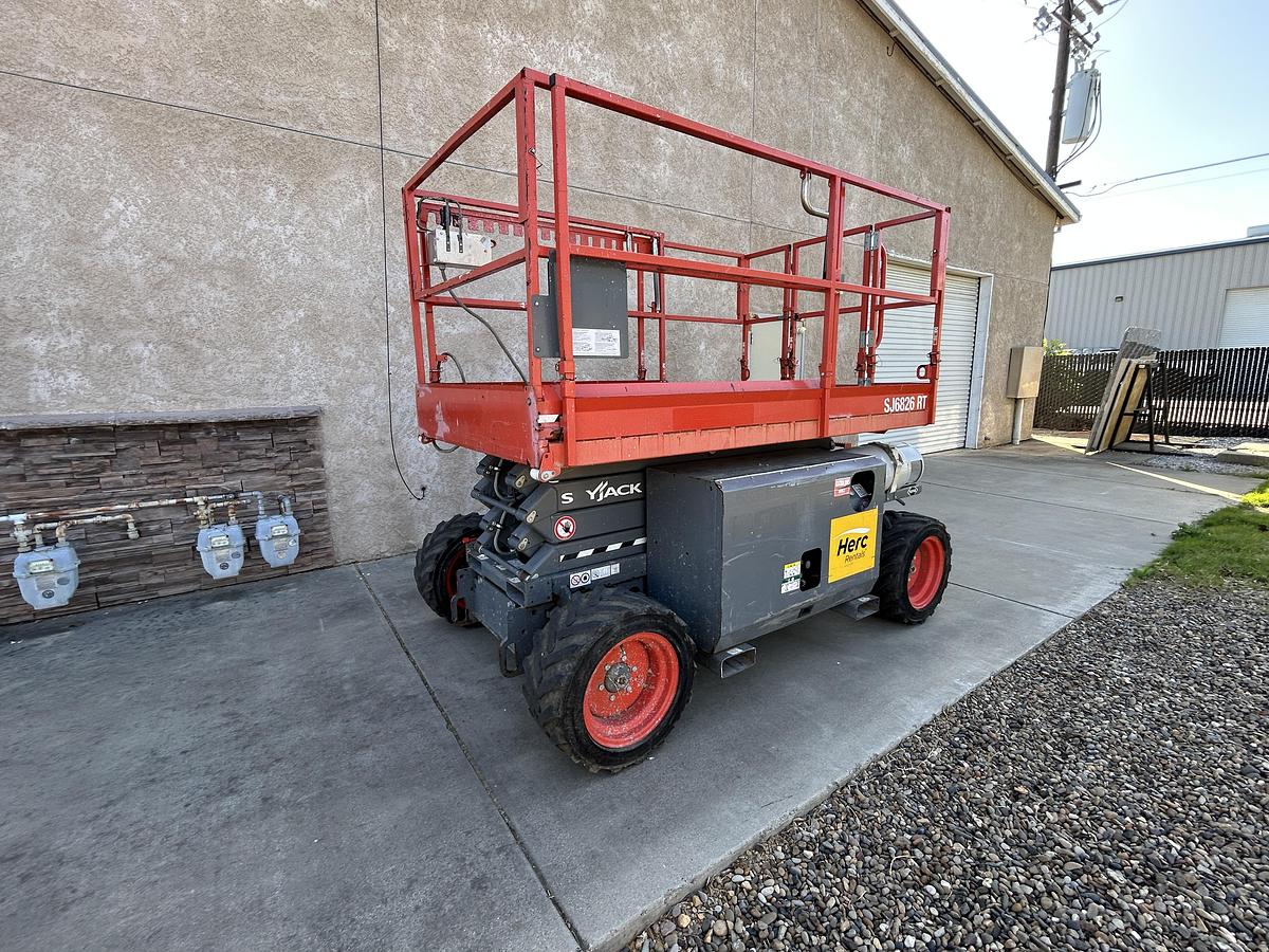 Used 2018 Skyjack SJ6826RT