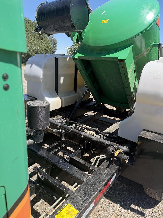 Used 2019 DITCH WITCH HX30