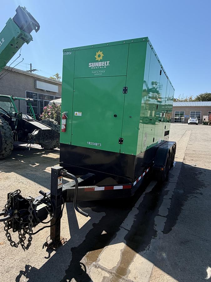 Used 2020 Cummins c275D2RE