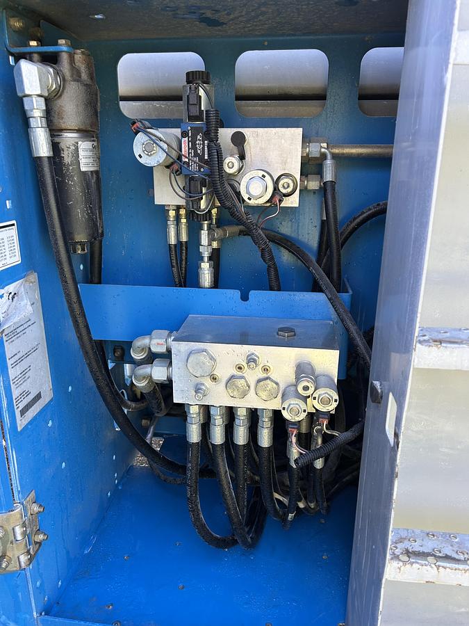 Used 2008 Genie GS-4390