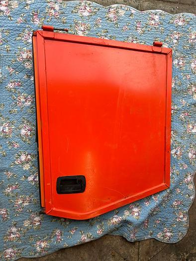 Used UPPER AND LOWER GENUINE FACTORY JLG DOOR