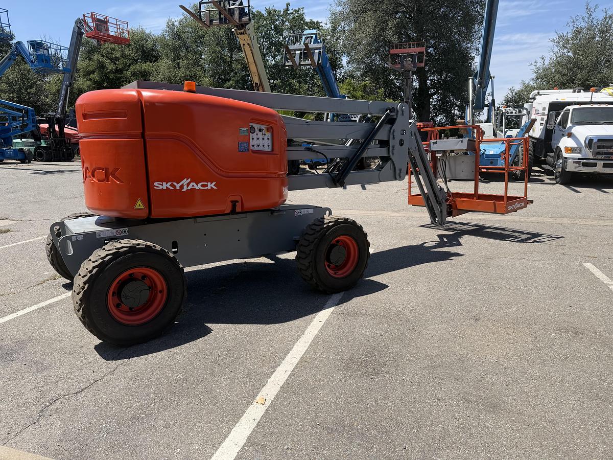Used 2016 Skyjack SJ46AJ