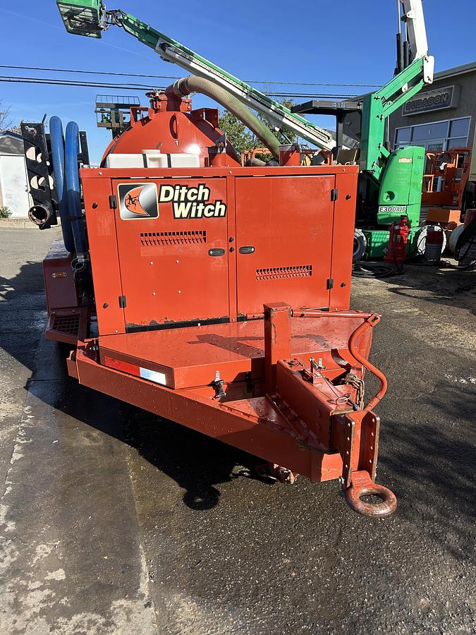 Used 2017 DITCH WITCH FX30