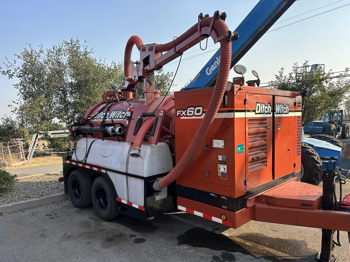 Used 2006 DITCH WITCH FX60