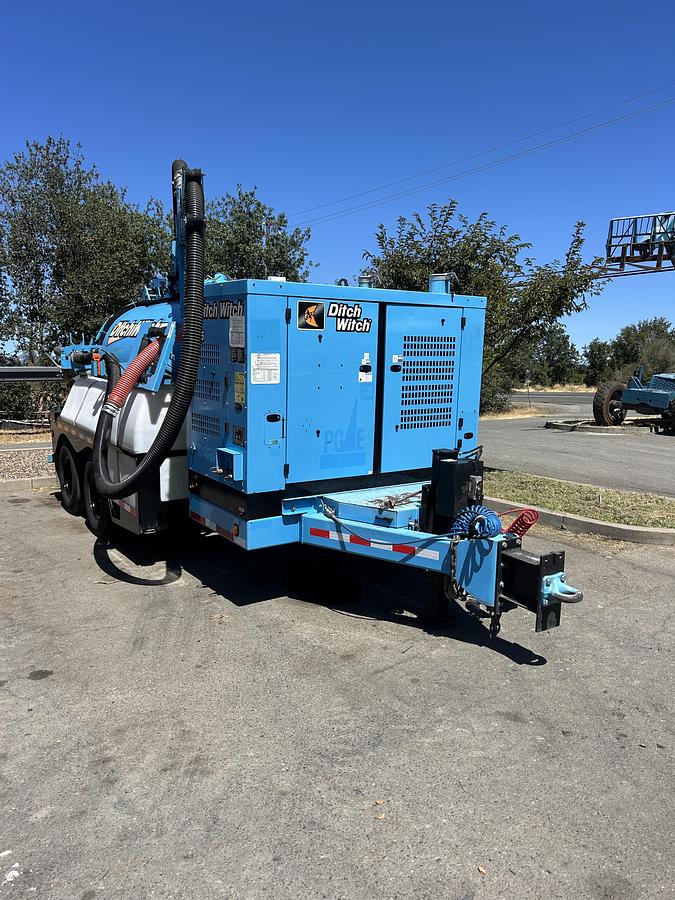 Used 2017 DITCH WITCH FX65