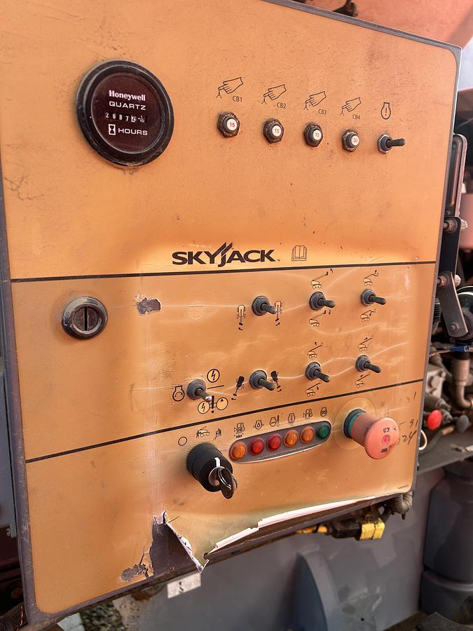 Used 2014 SKYJACK SJ66T