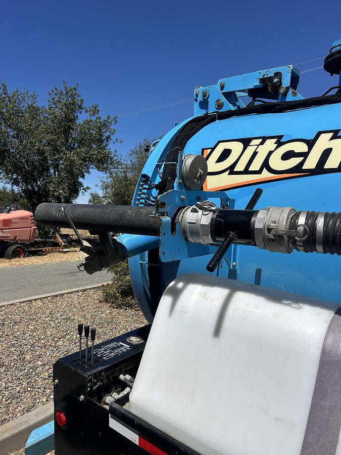 Used 2017 DITCH WITCH FX65