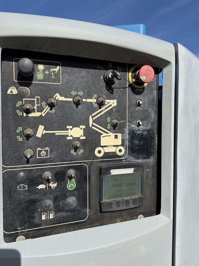 Used 2013 Genie Z-45/25J