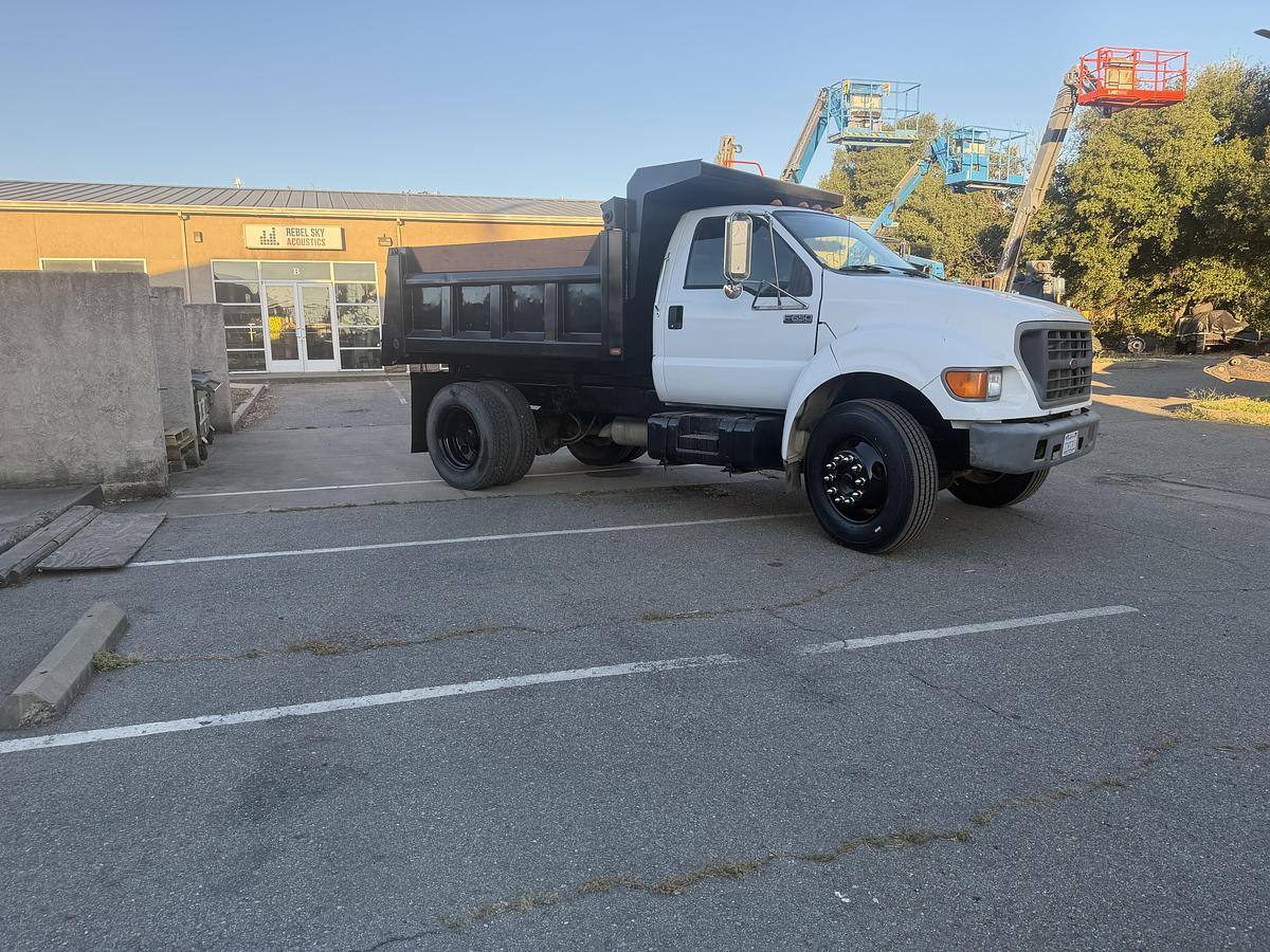 Used 2003 FORD F650