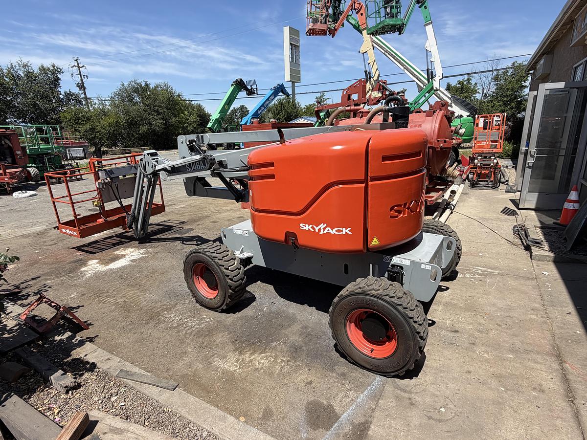 Used 2016 Skyjack SJ46AJ