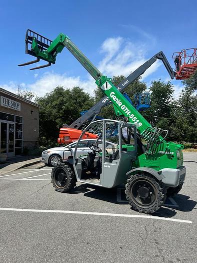 Used 2014 GENIE GTH-5519