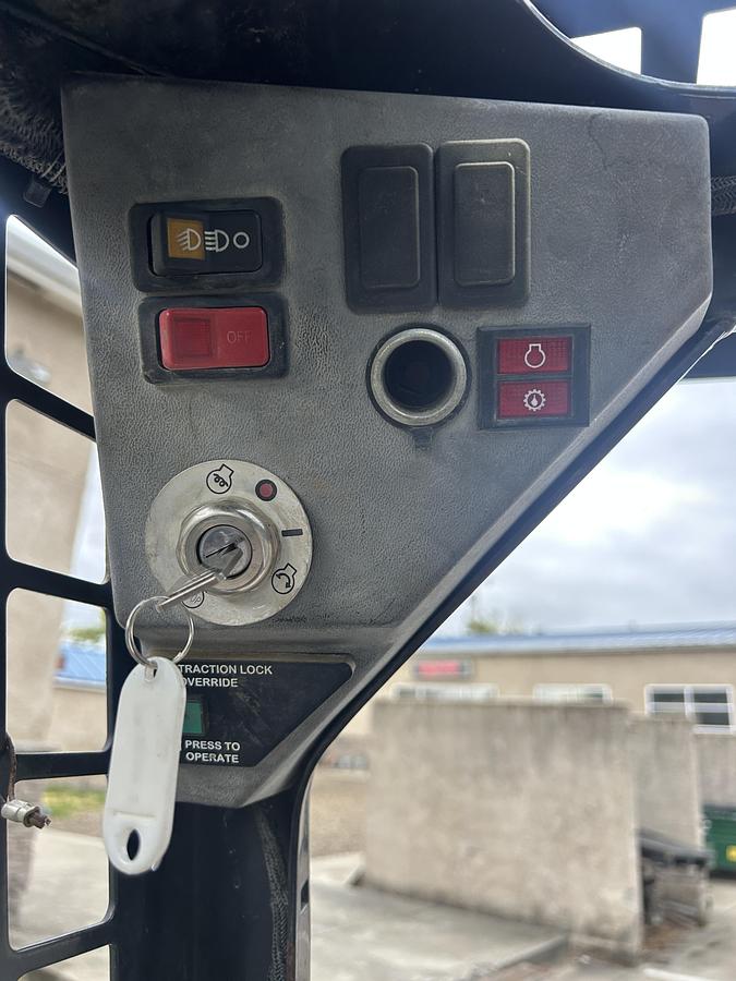 Used 2010 BOBCAT S70