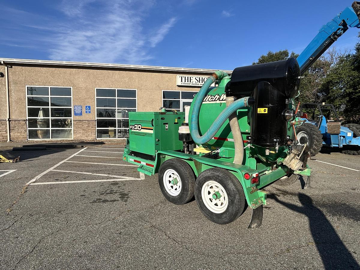 Used 2011 DITCH WITCH FX30