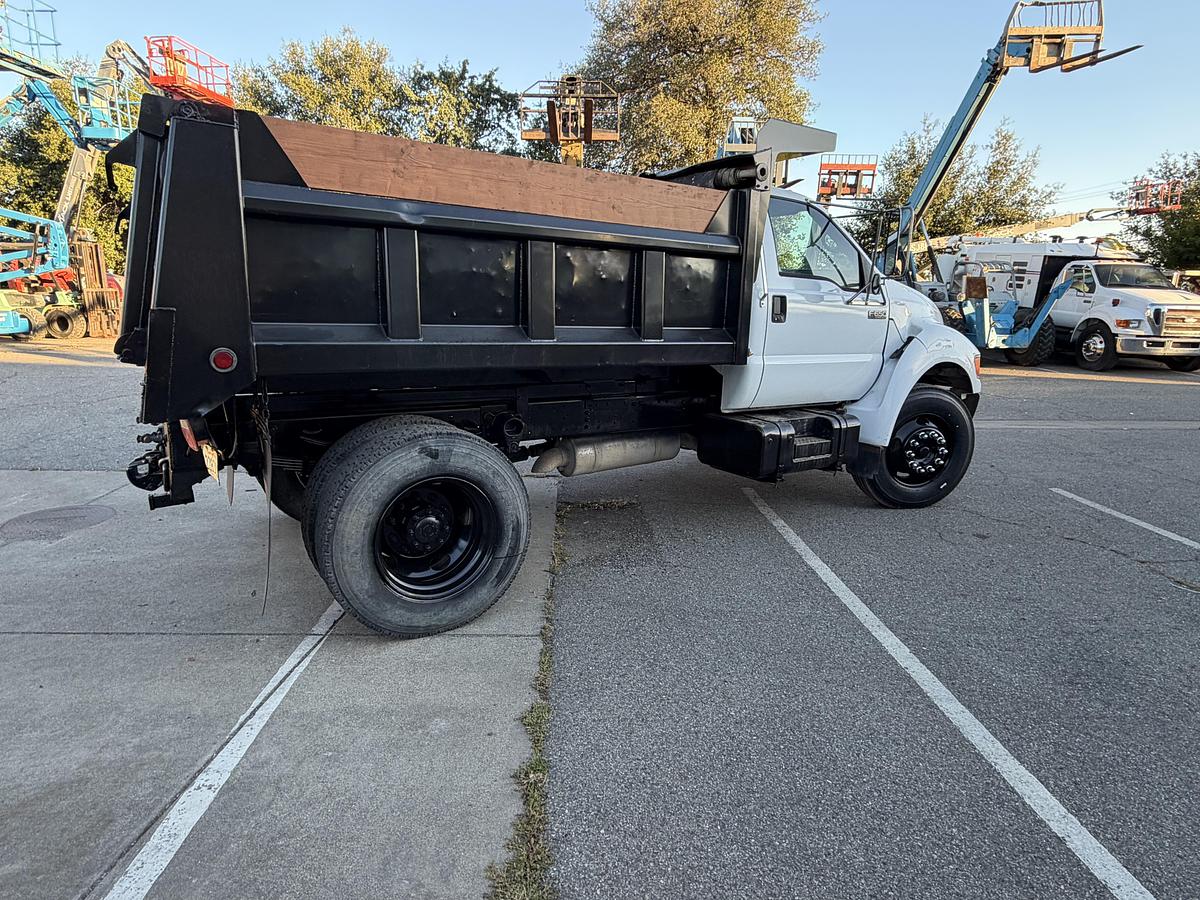 Used 2003 FORD F650