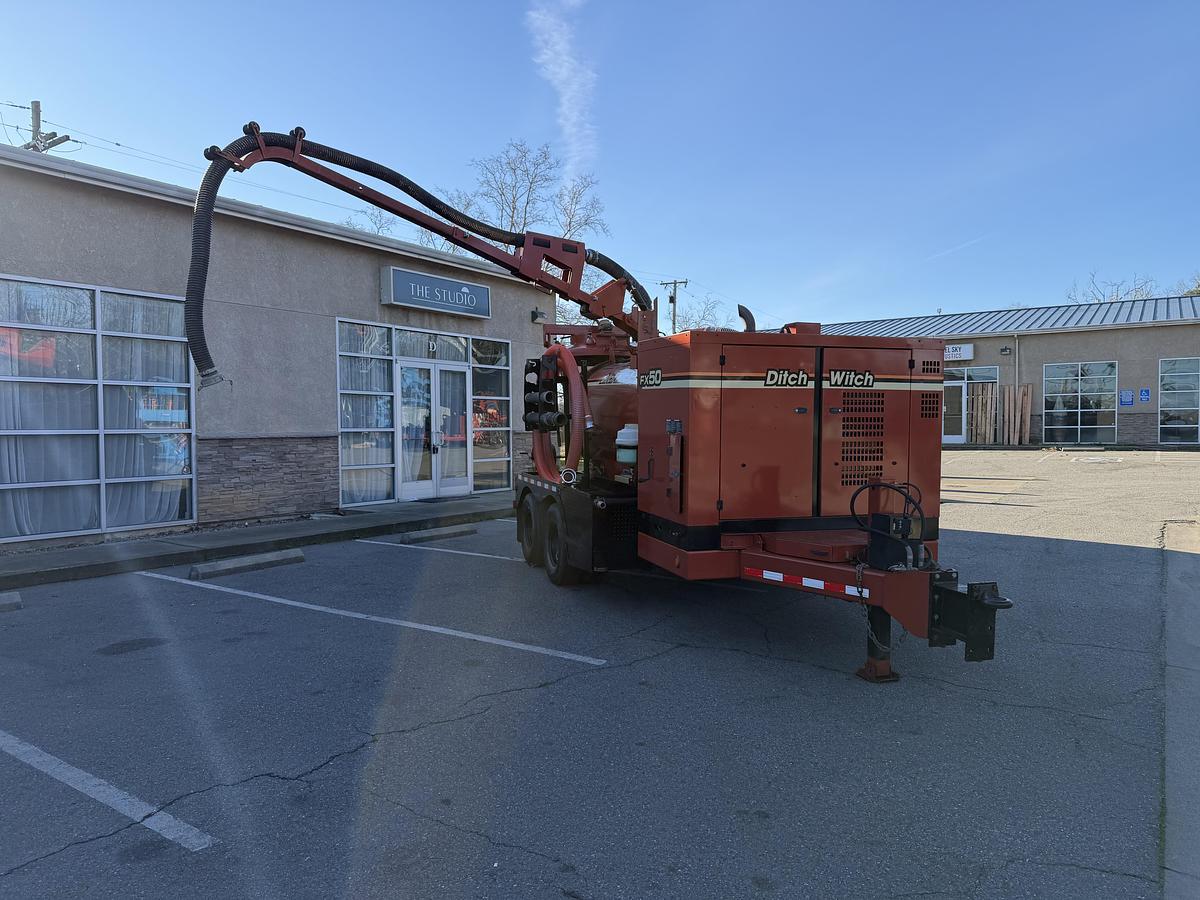 Used 2013 DITCH WITCH FX50