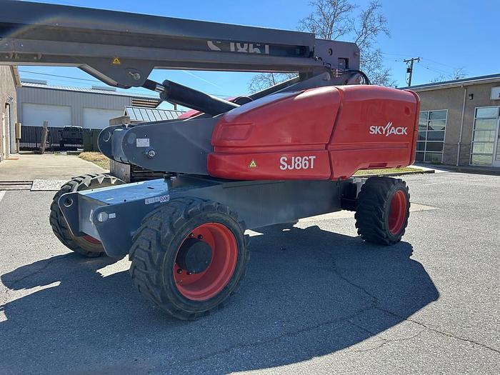 Used SKYJACK SJ86T BOOM LIFT