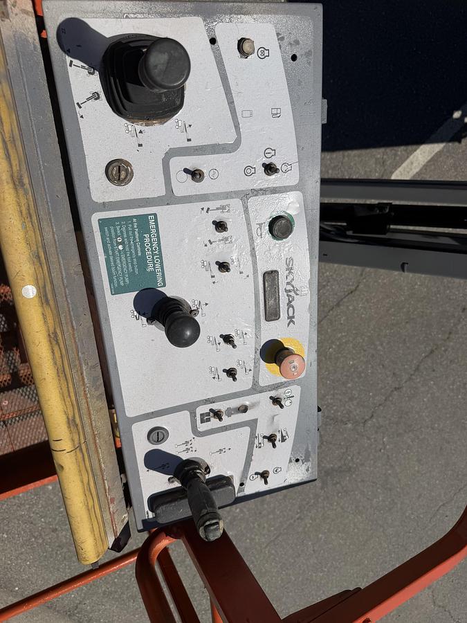 Used 2016 Skyjack SJ46AJ