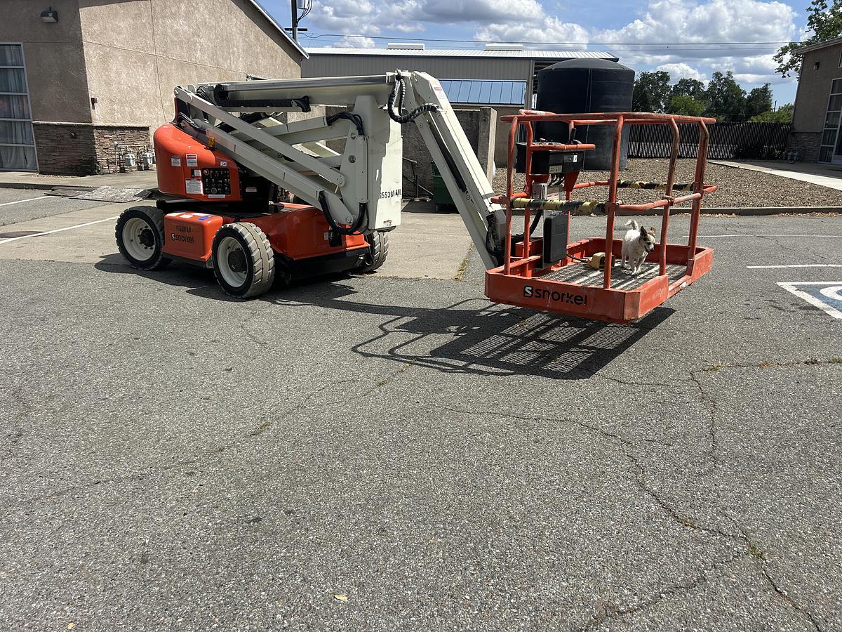 Used 2015 Snorkel A46JE