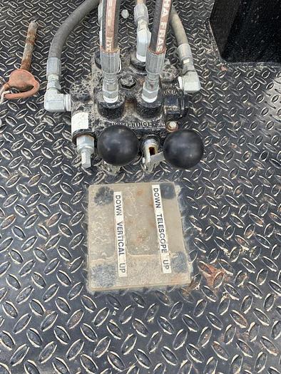 Used 16 LIGHT LARGE LIGHT TOWER