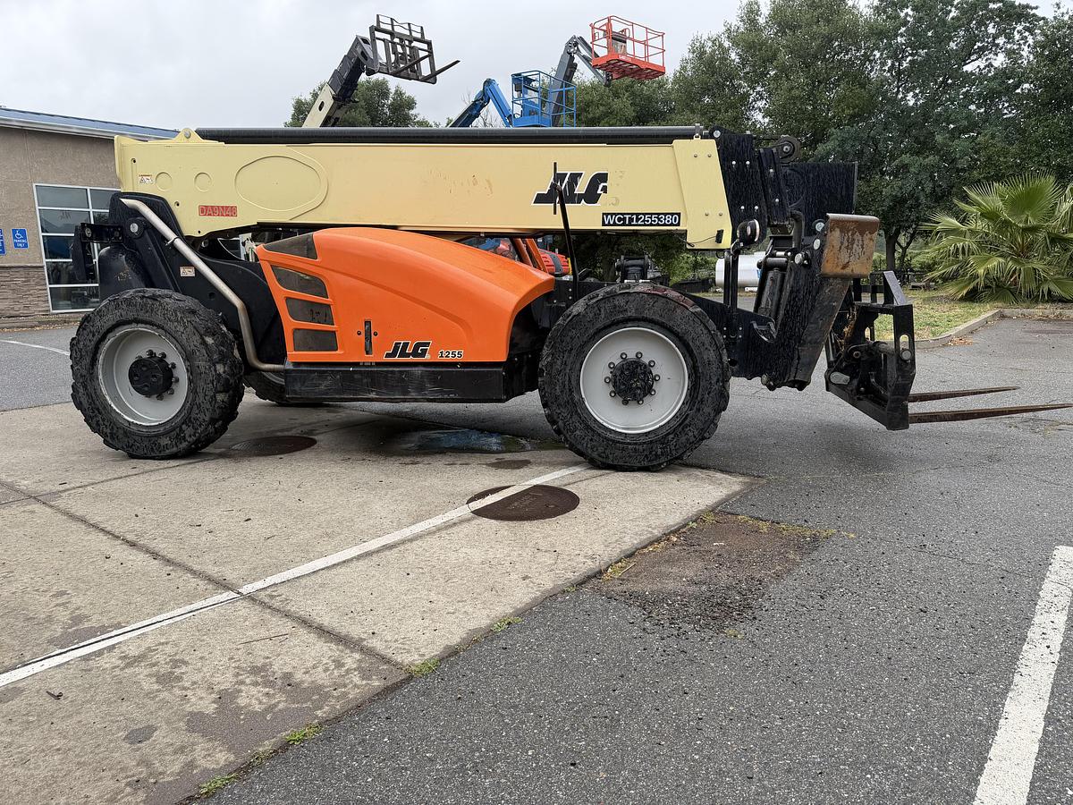 Used 2017 JLG G12-55