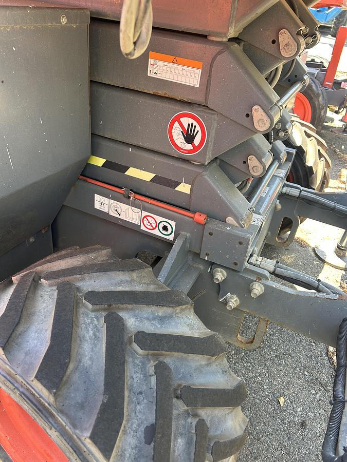 Used 2016 SKYJACK SJ6826RT