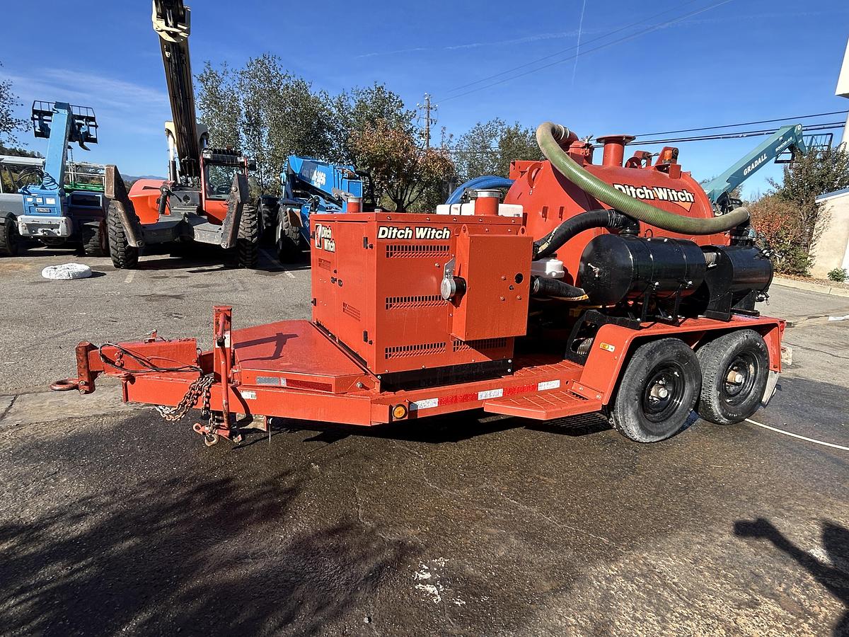 Used 2017 DITCH WITCH FX30