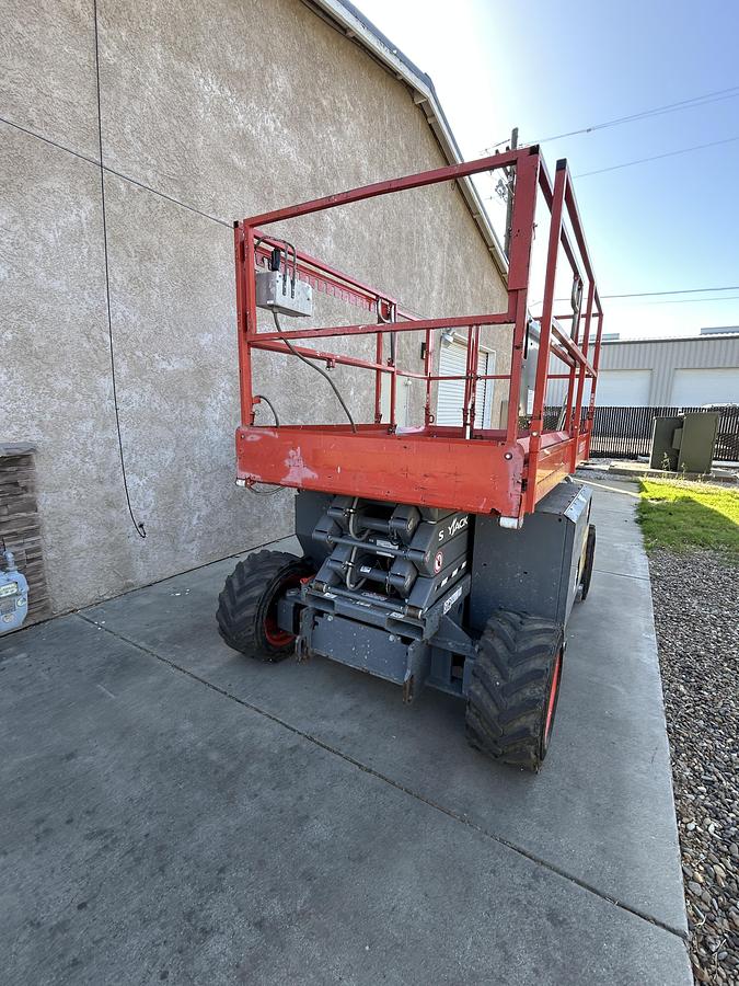 Used 2018 Skyjack SJ6826RT