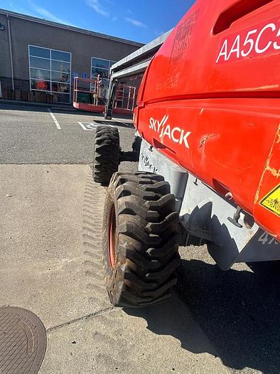 Used 2014 SKYJACK SJ66T