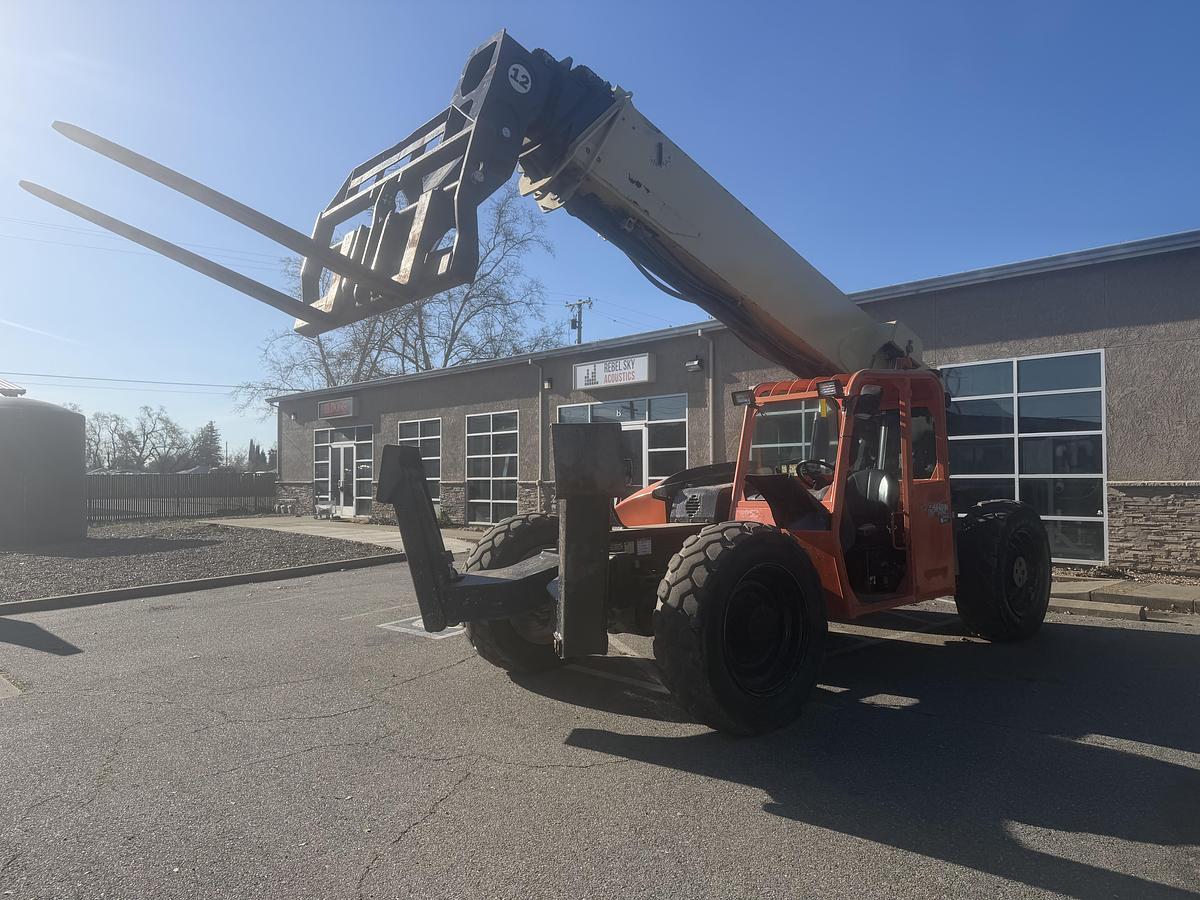 Used 2013 JLG G12-55A