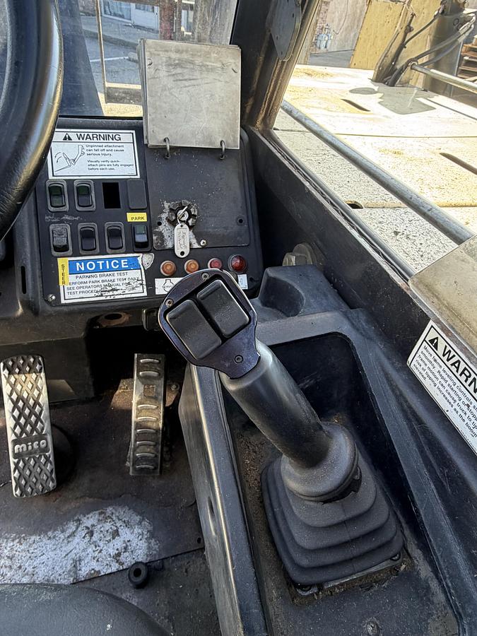 Used 2006 INGERSOLL RAND / SKYJACK  VR-1056C