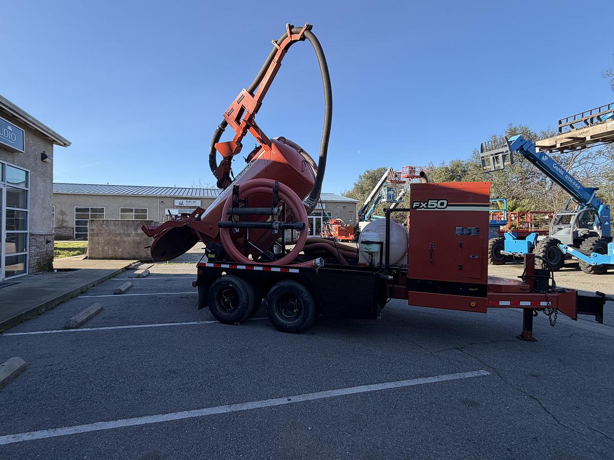 Used 2013 DITCH WITCH FX50