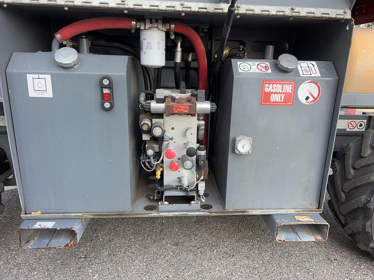 Used 2016 SKYJACK SJ6826RT