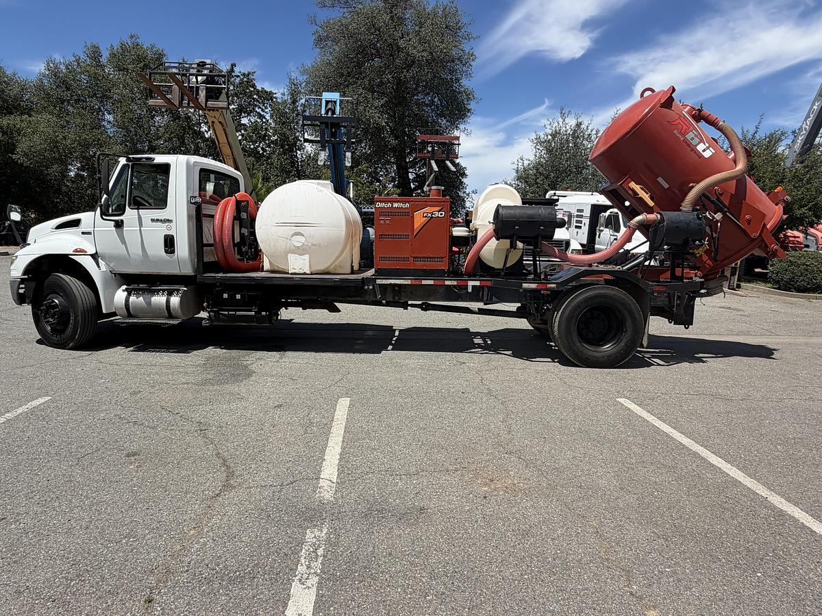 Used 2018 DITCH WITCH FX30