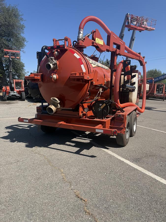 Used 2017 DITCH WITCH FX50