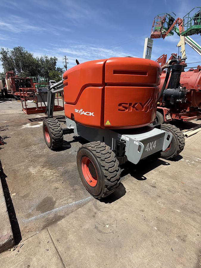 Used 2016 Skyjack SJ46AJ