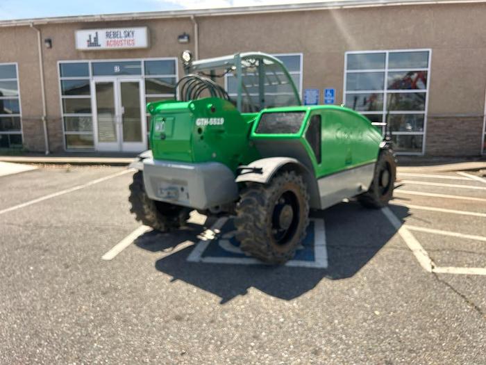 Used 2014 GENIE GTH-5519
